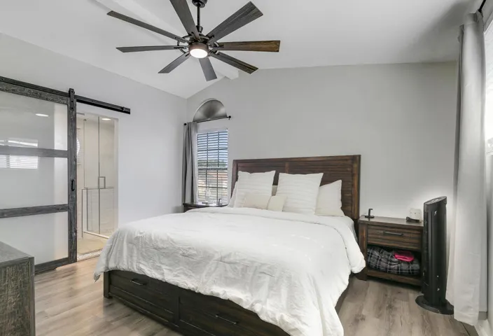 52 MASTER BED FULL