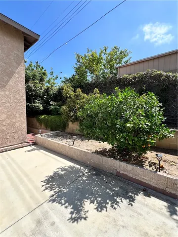 136 N Tiana Lane, Anaheim Hills, California 92807