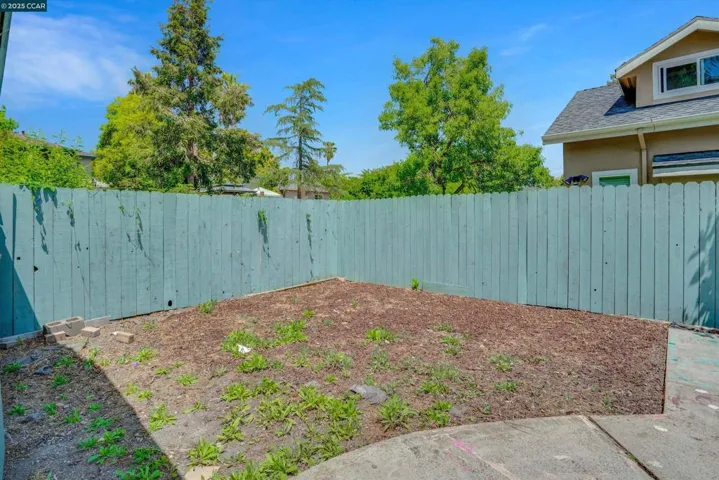 881 Merle Ave, Martinez, California 94553