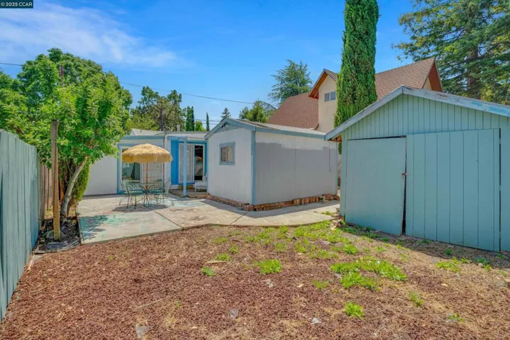 881 Merle Ave, Martinez, California 94553