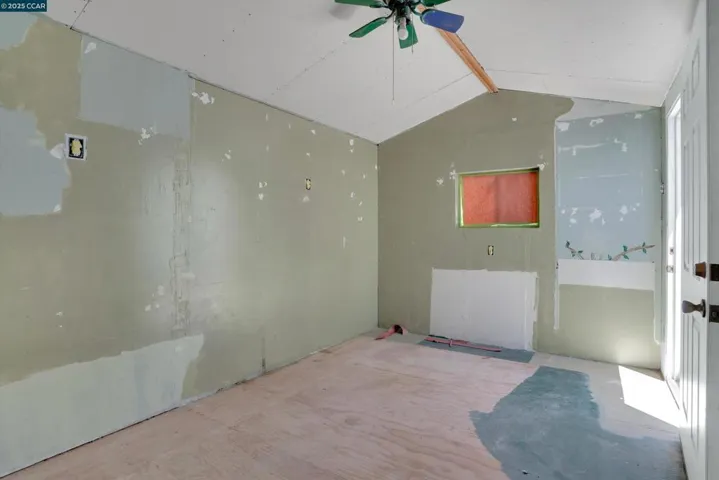 881 Merle Ave, Martinez, California 94553