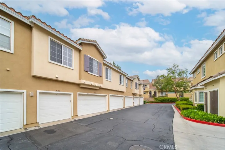 28456 Sassetta Way, Lake Forest, California 92679