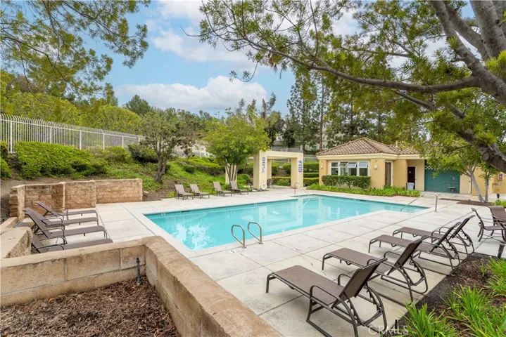 28456 Sassetta Way, Lake Forest, California 92679