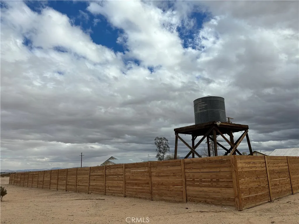 3940 Morongo Road, 29 Palms, California 92277 home-pic-2