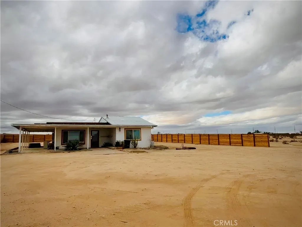 3940 Morongo Road, 29 Palms, California 92277 home-pic-1