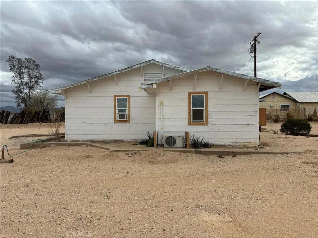 3940 Morongo Road, 29 Palms, California 92277 home-pic-19