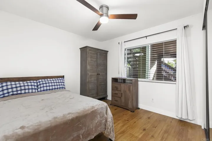11922 Via Hacienda, El Cajon, California 92019