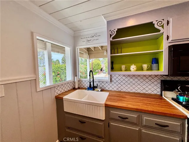 Farm house sink and detailed ceiling. Modern farmhouse.
