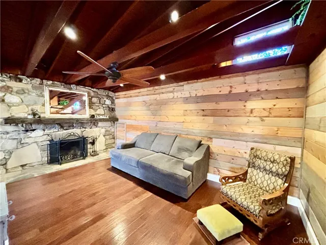 Rustic charm in this inviting living room