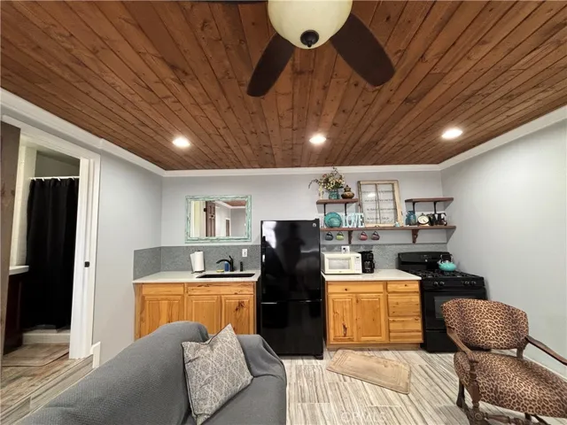 26421 Ozone Avenue, Harbor City, California 90710