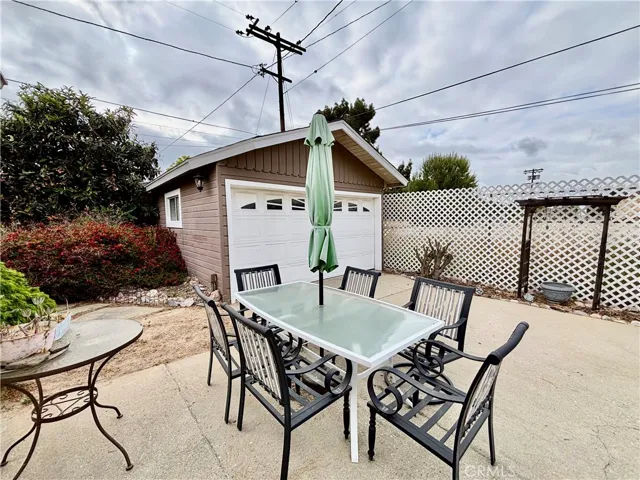 Entertain in this special yard.