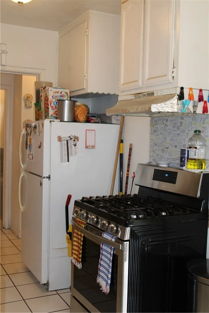 531 S Hillview Avenue, Los Angeles, California 90022 home-pic-13
