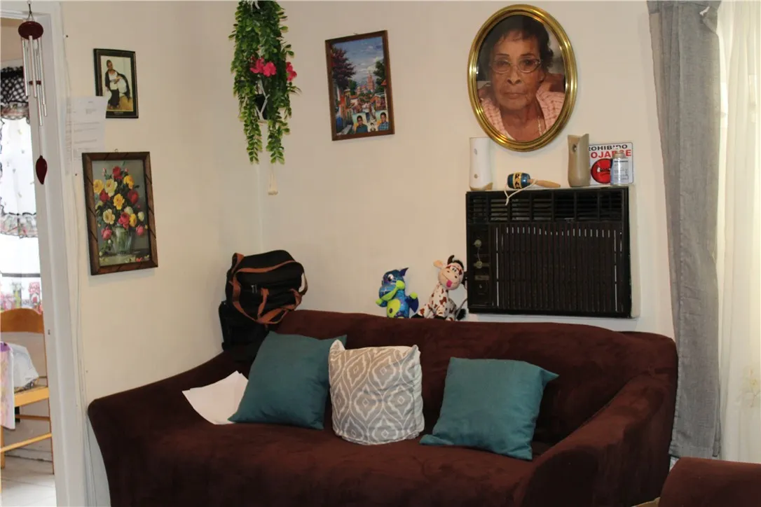 531 S Hillview Avenue, Los Angeles, California 90022 home-pic-18