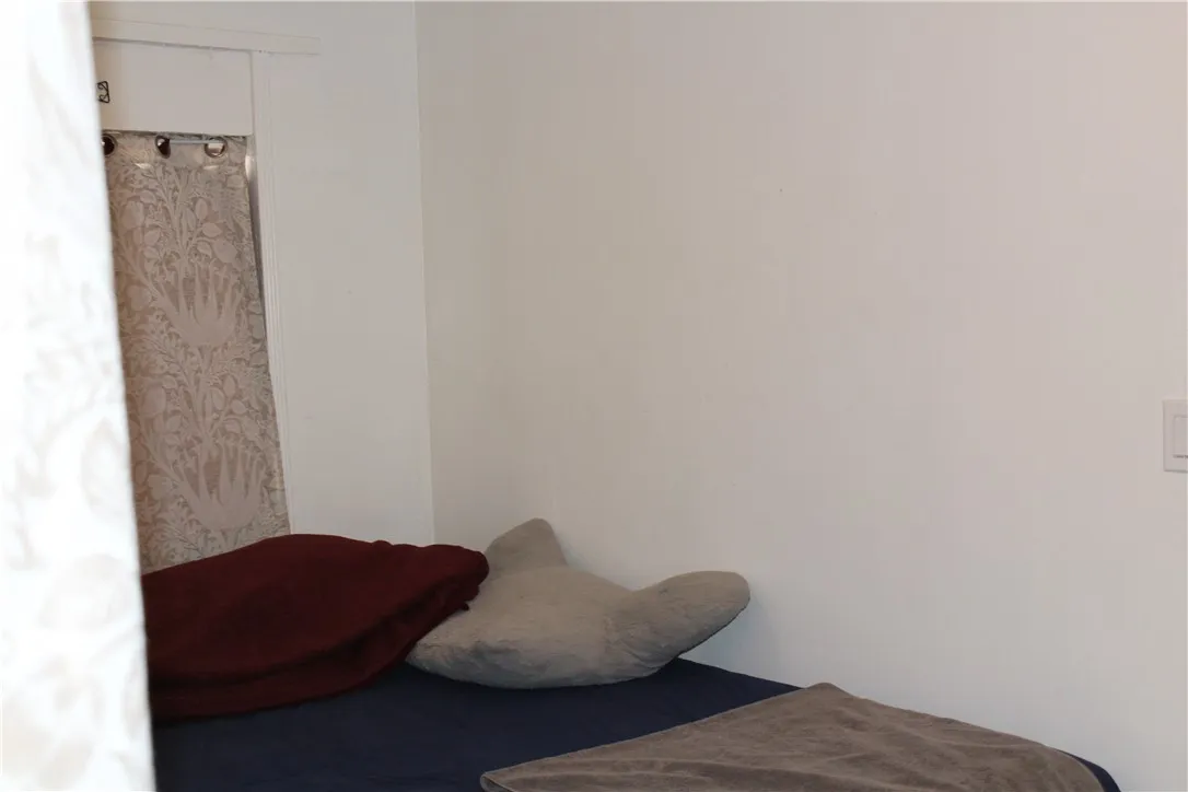 531 S Hillview Avenue, Los Angeles, California 90022 home-pic-28