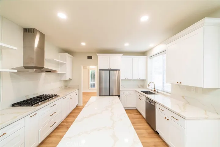 20325 Via Almeria, Yorba Linda, California 92887