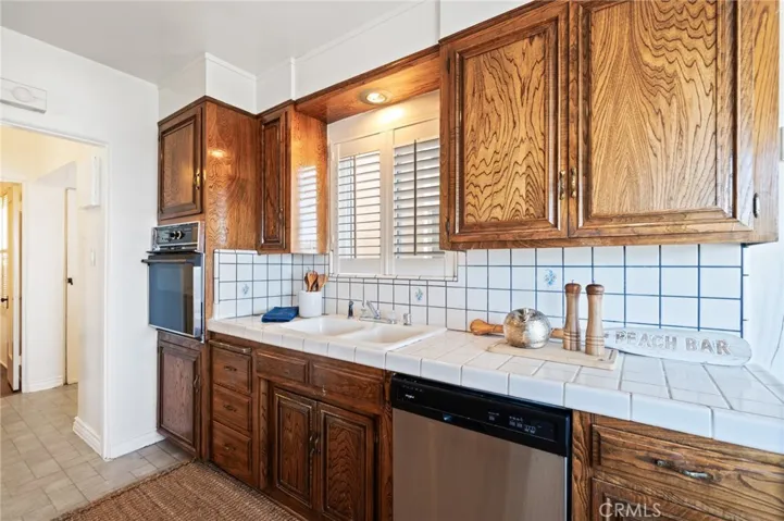 872 W 21st Street, San Pedro, California 90731
