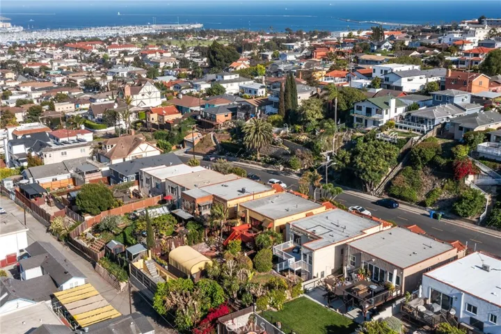 872 W 21st Street, San Pedro, California 90731