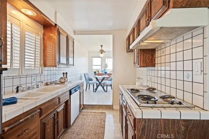 872 W 21st Street, San Pedro, California 90731