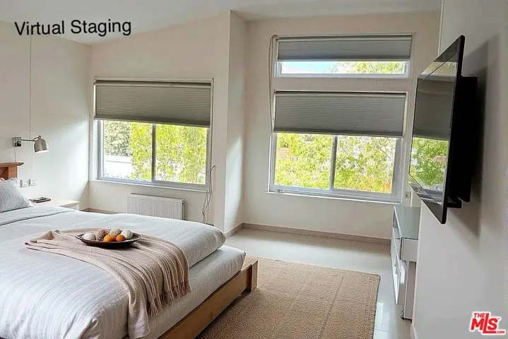 247 Saint Croix Court, Oak Park, California 91377
