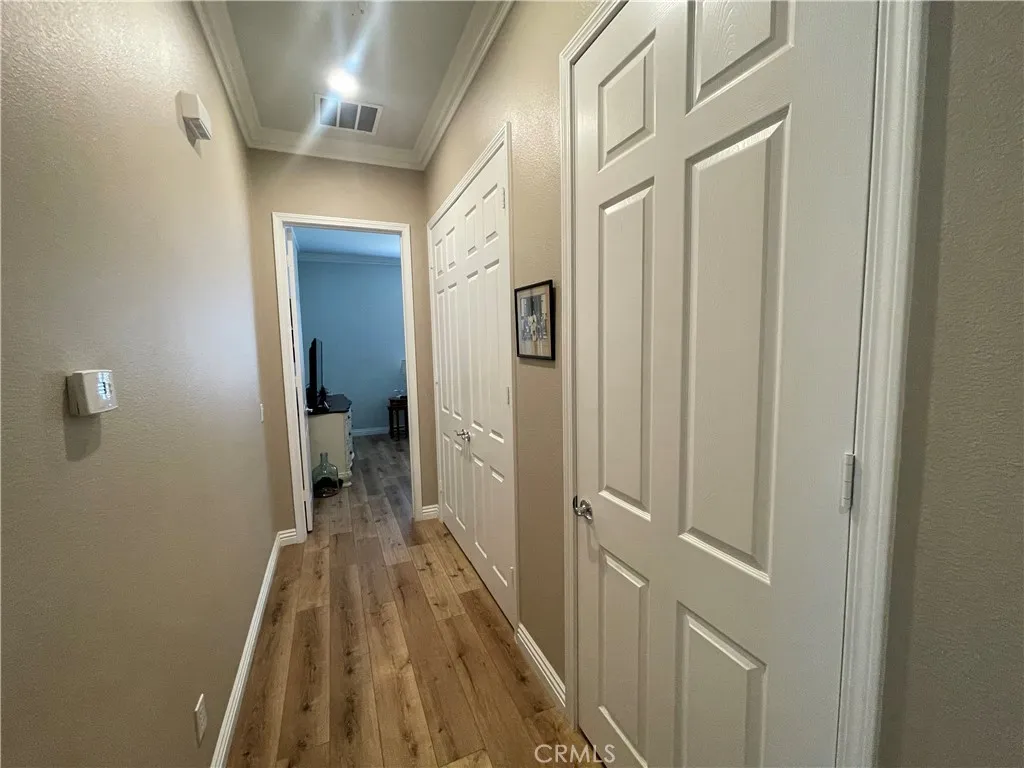 19365 Galloping Hill Road, Apple Valley, California 92308 home-pic-19