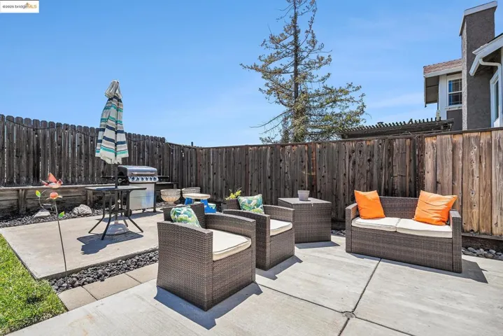 221 Almondtree Ln, Oakley, California 94561