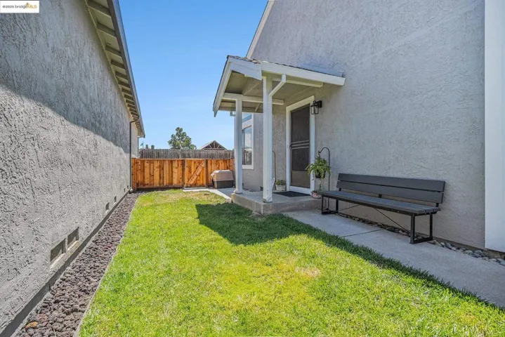 221 Almondtree Ln, Oakley, California 94561