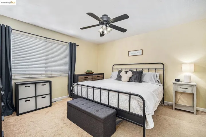 221 Almondtree Ln, Oakley, California 94561