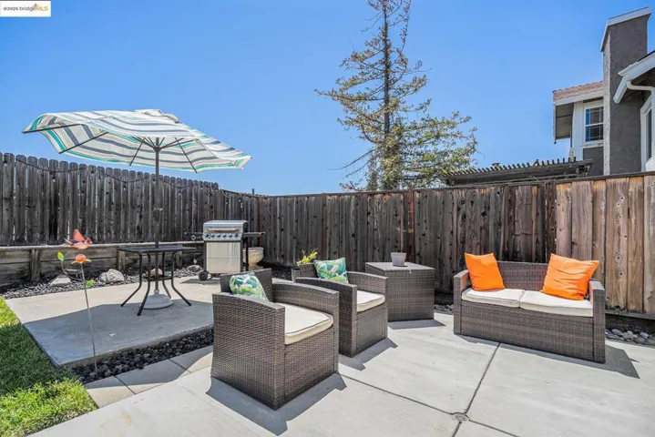 221 Almondtree Ln, Oakley, California 94561