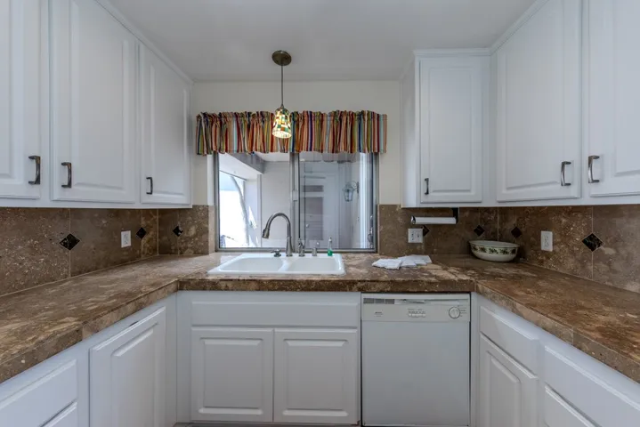 23342 Caminito Juanico 304, Laguna Hills, California 92653