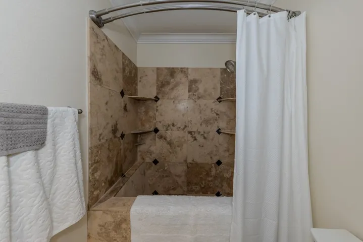23342 Caminito Juanico 304, Laguna Hills, California 92653