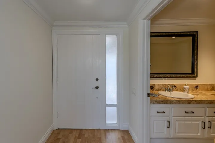 23342 Caminito Juanico 304, Laguna Hills, California 92653