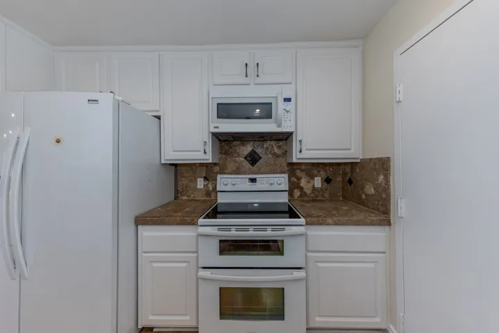 23342 Caminito Juanico 304, Laguna Hills, California 92653