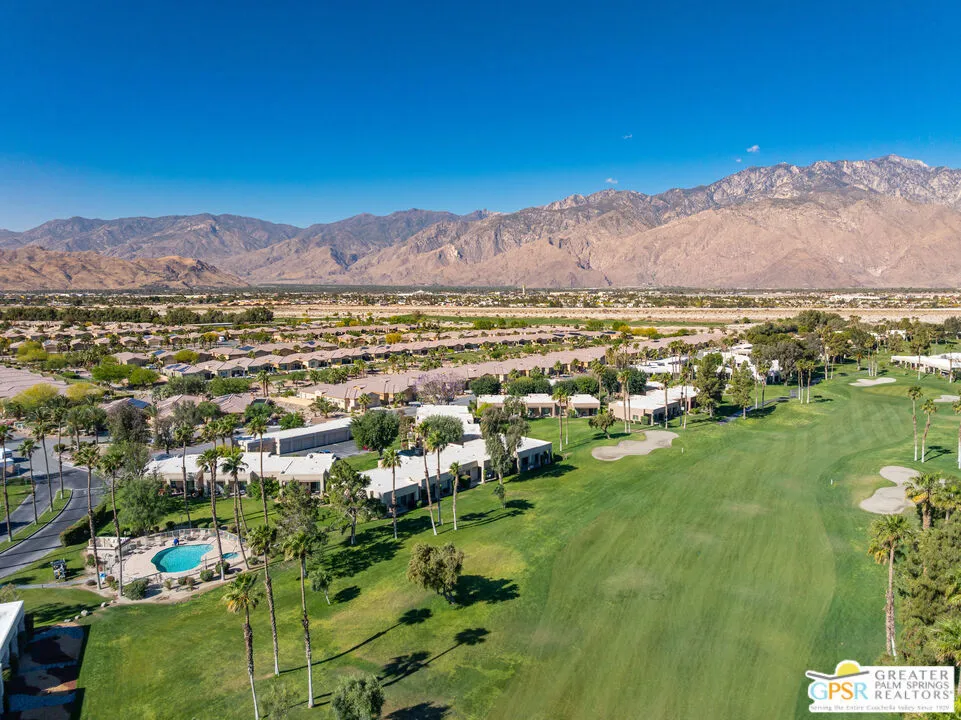 67488 Toltec Court, Cathedral City, California 92234 home-pic-40