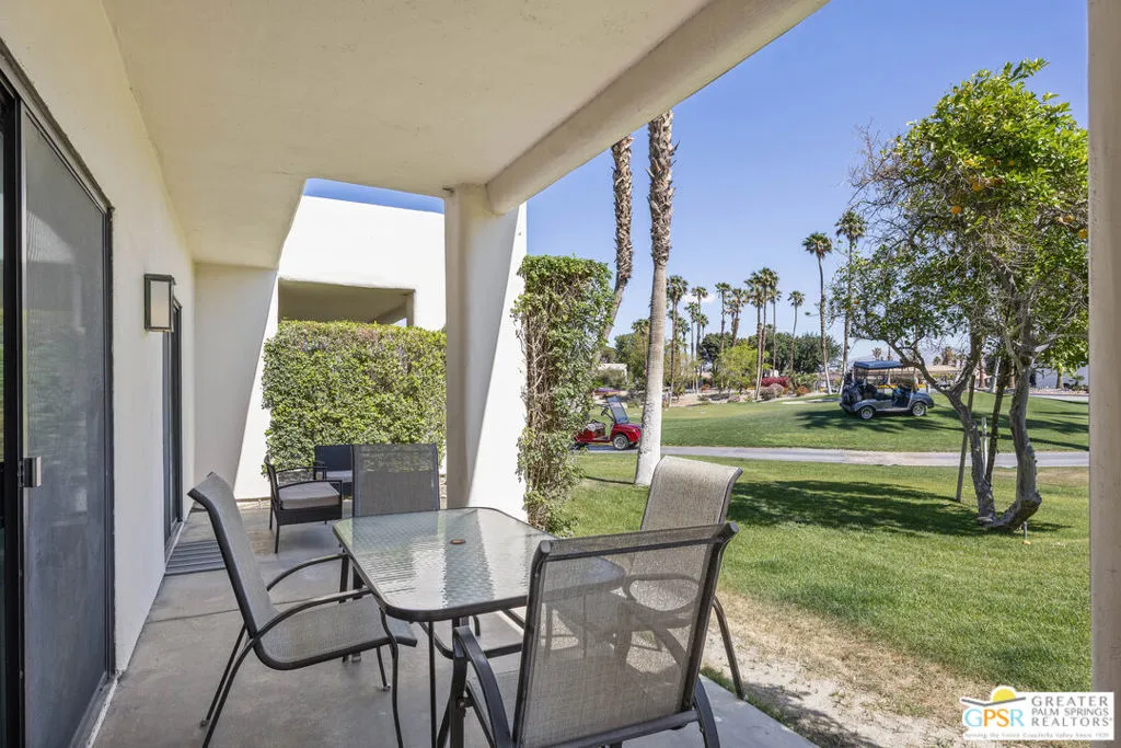 67488 Toltec Court, Cathedral City, California 92234 home-pic-27