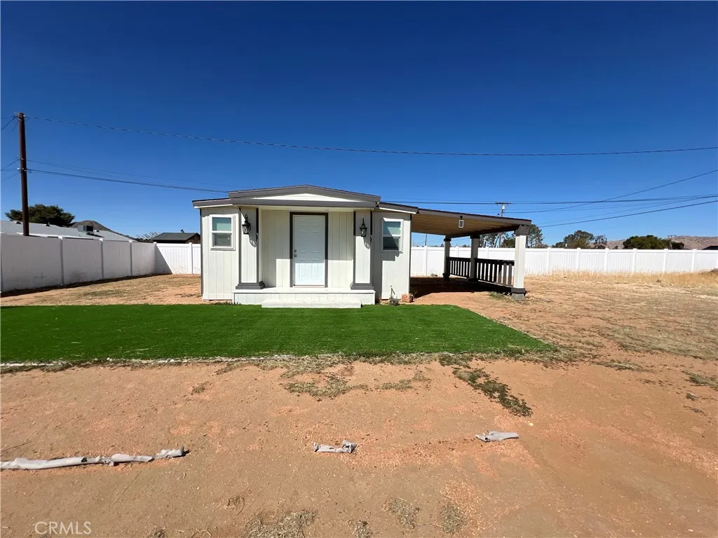 15245 Apache Road, Apple Valley, California 92307 home-pic-57