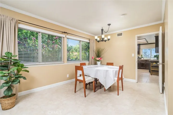 378 E Radcliffe Drive, Claremont, California 91711