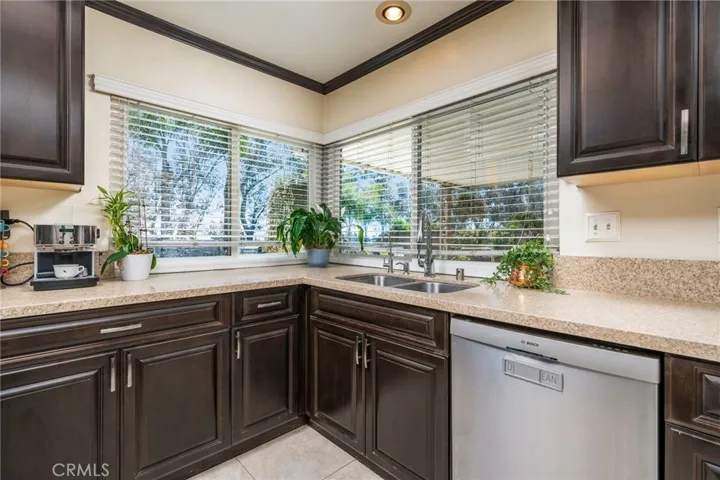 378 E Radcliffe Drive, Claremont, California 91711