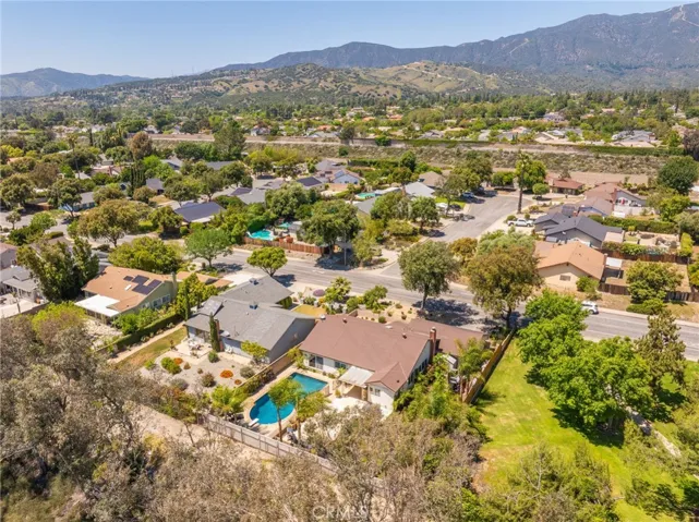 378 E Radcliffe Drive, Claremont, California 91711