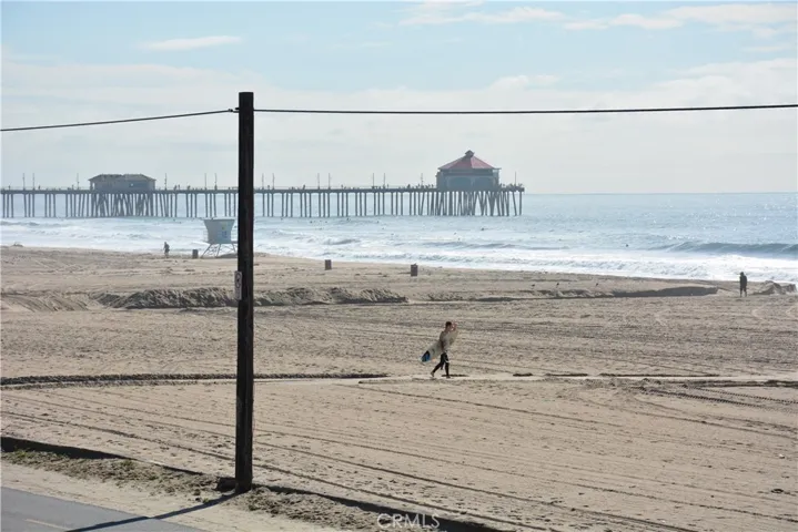 621 21st Street, Huntington Beach, California 92648