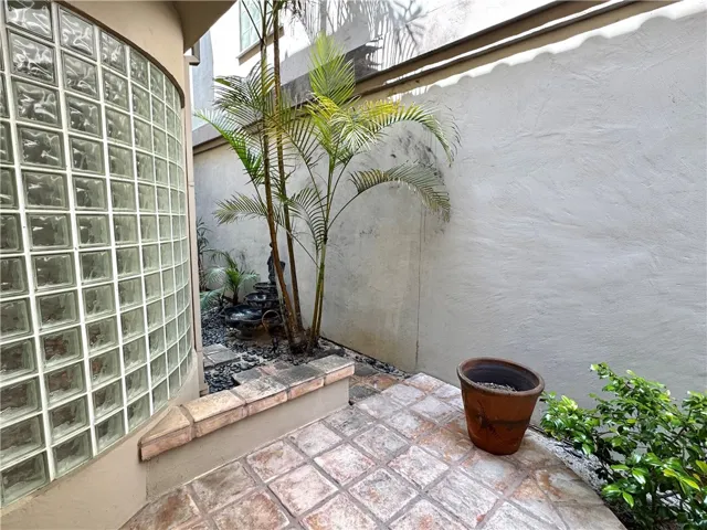 621 21st Street, Huntington Beach, California 92648