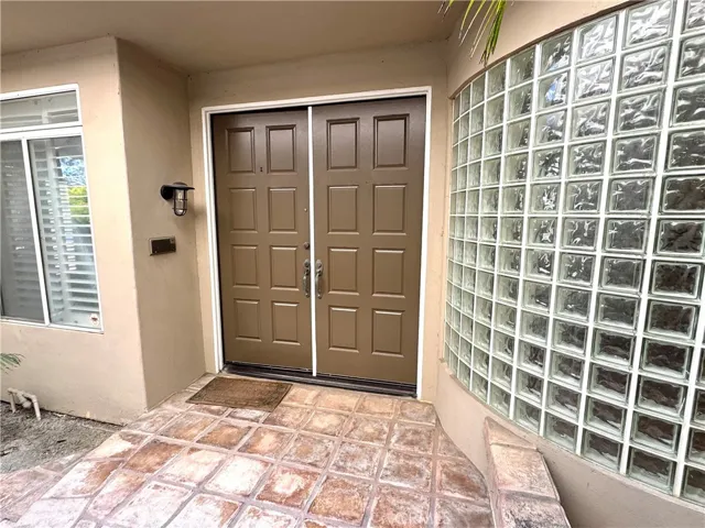 621 21st Street, Huntington Beach, California 92648