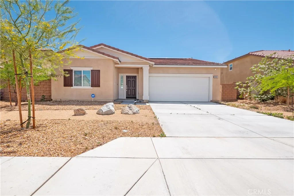 15667 San Diego Ln, Victorville, California 92394 home-pic-4