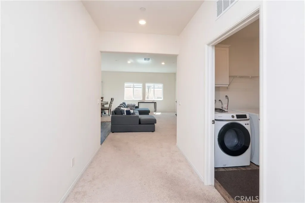 15667 San Diego Ln, Victorville, California 92394 home-pic-24