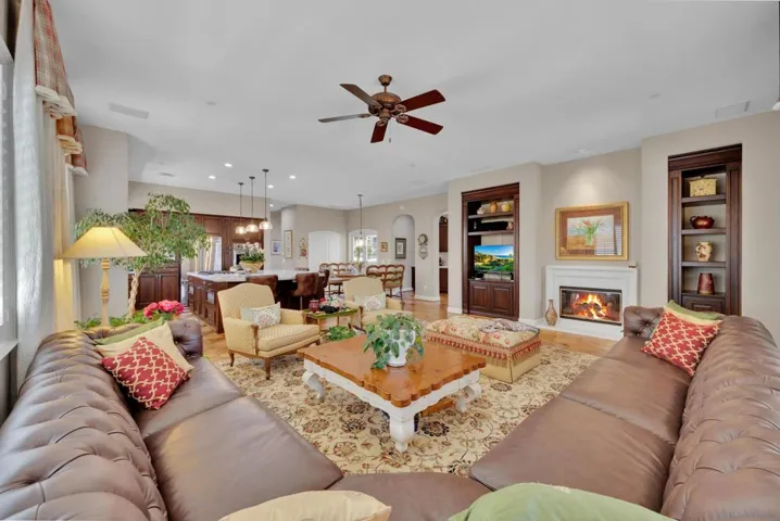 9343 Bernardo Lakes Dr., San Diego, California 92127