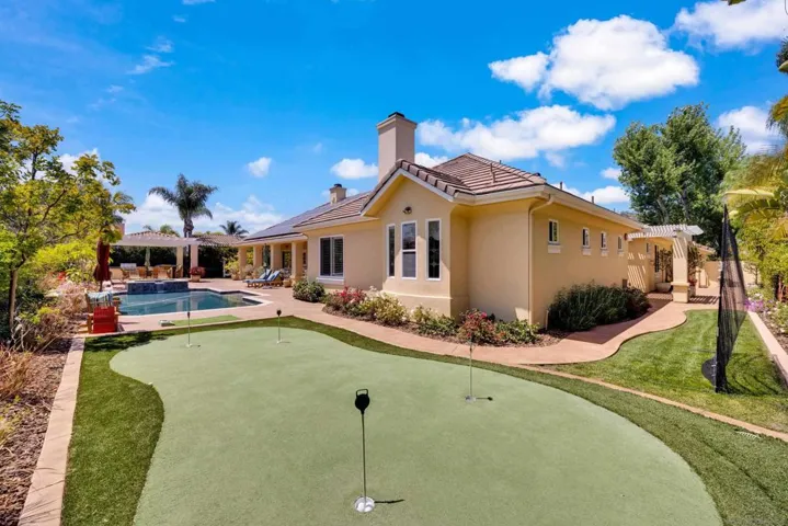 9343 Bernardo Lakes Dr., San Diego, California 92127