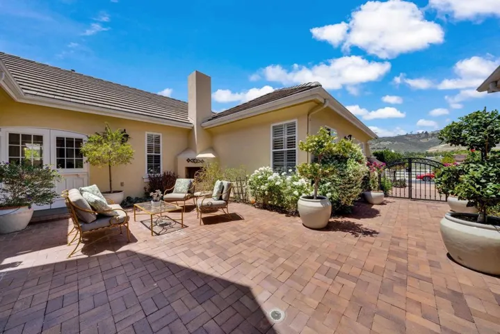 9343 Bernardo Lakes Dr., San Diego, California 92127