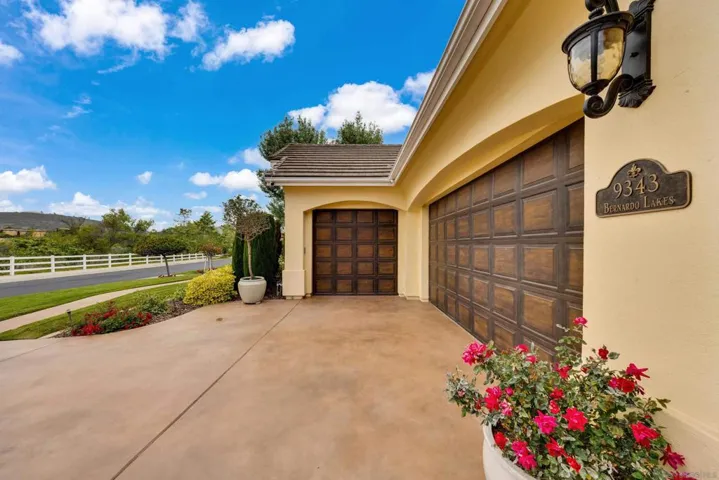 9343 Bernardo Lakes Dr., San Diego, California 92127