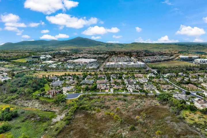 9343 Bernardo Lakes Dr., San Diego, California 92127