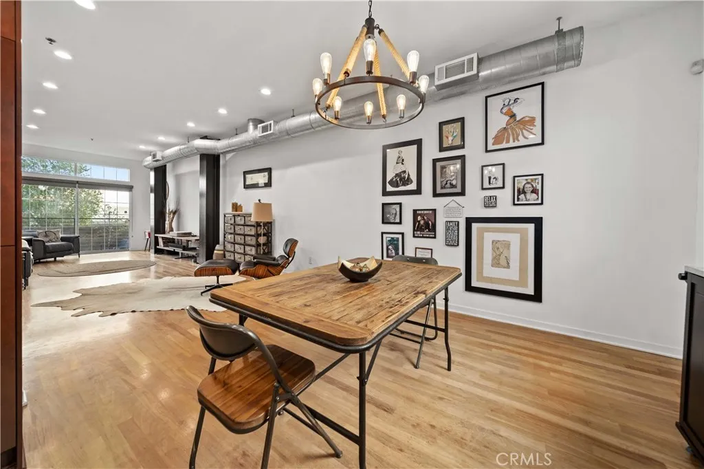 5350 Playa Vista Drive 19, Playa Vista, California 90094 home-pic-2