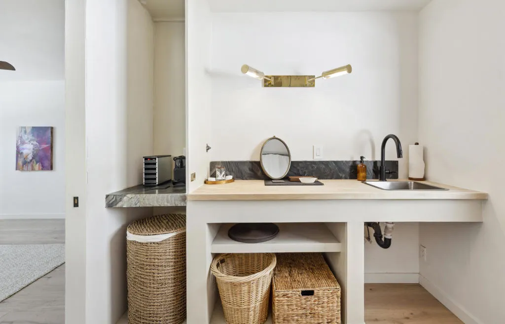 1190 E Buena Vista Drive, Palm Springs, California 92262 home-pic-40